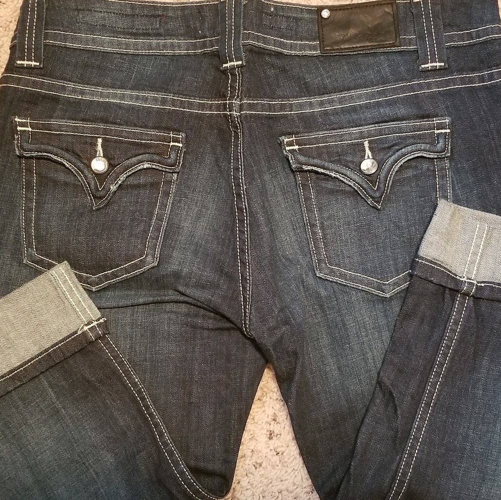 Vigoss Capri's
